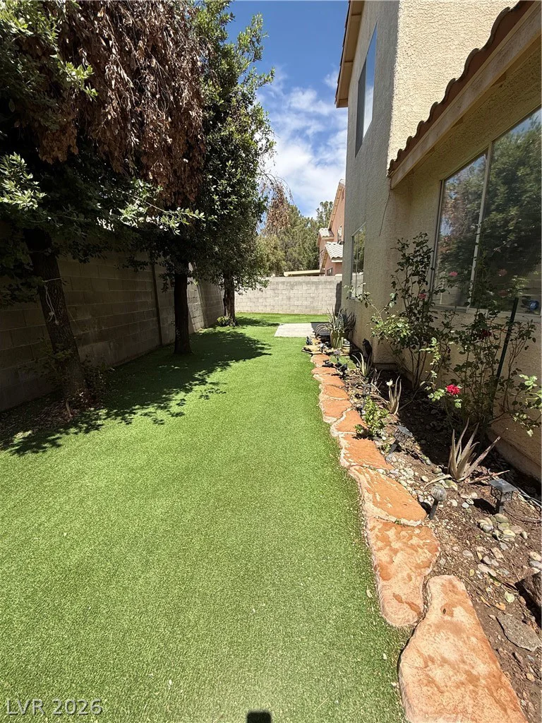 7305 Tealwood, Las Vegas, NV 89131