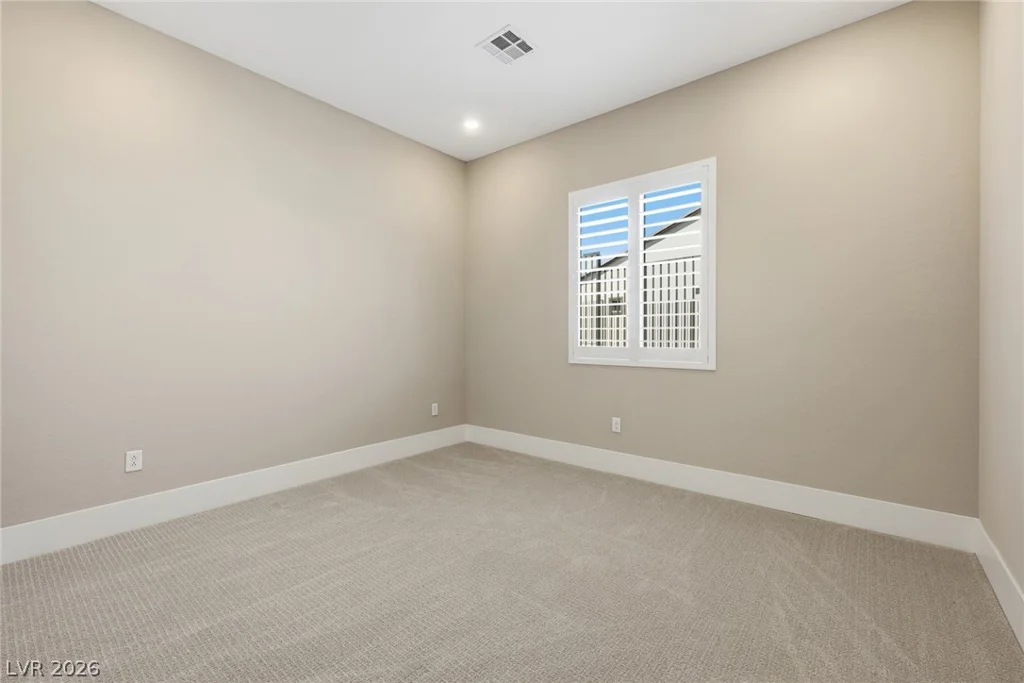 10103 Redwood Desert, Las Vegas, NV 89143