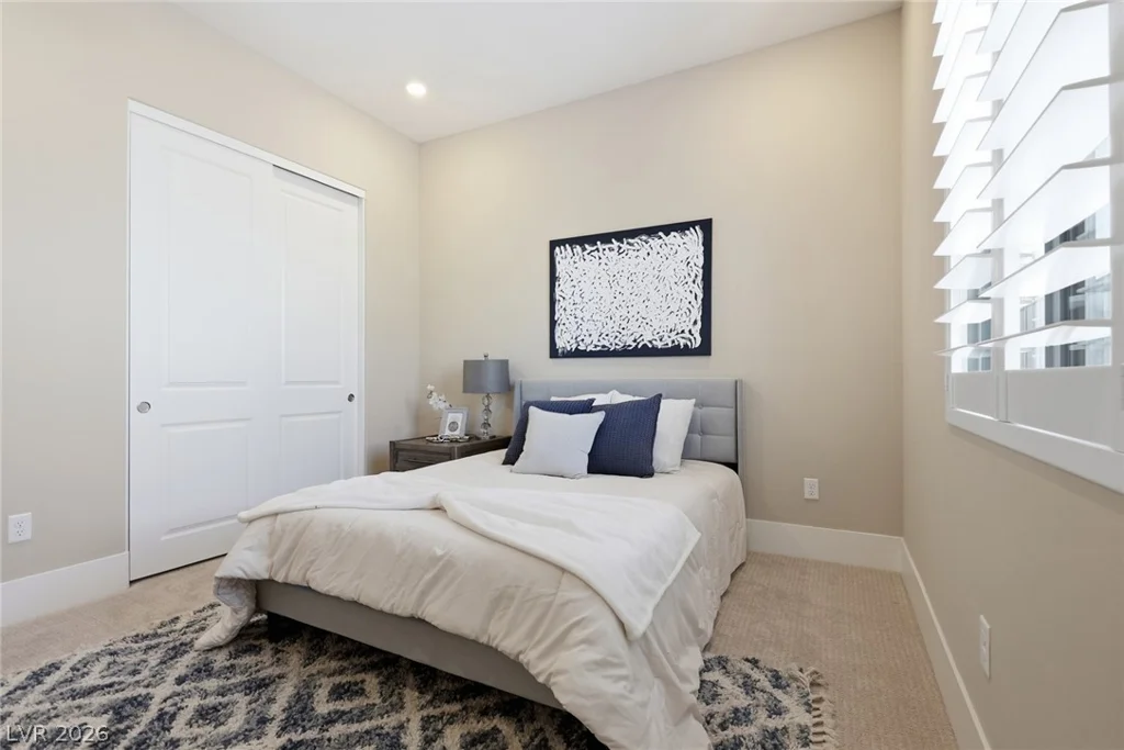 10103 Redwood Desert, Las Vegas, NV 89143