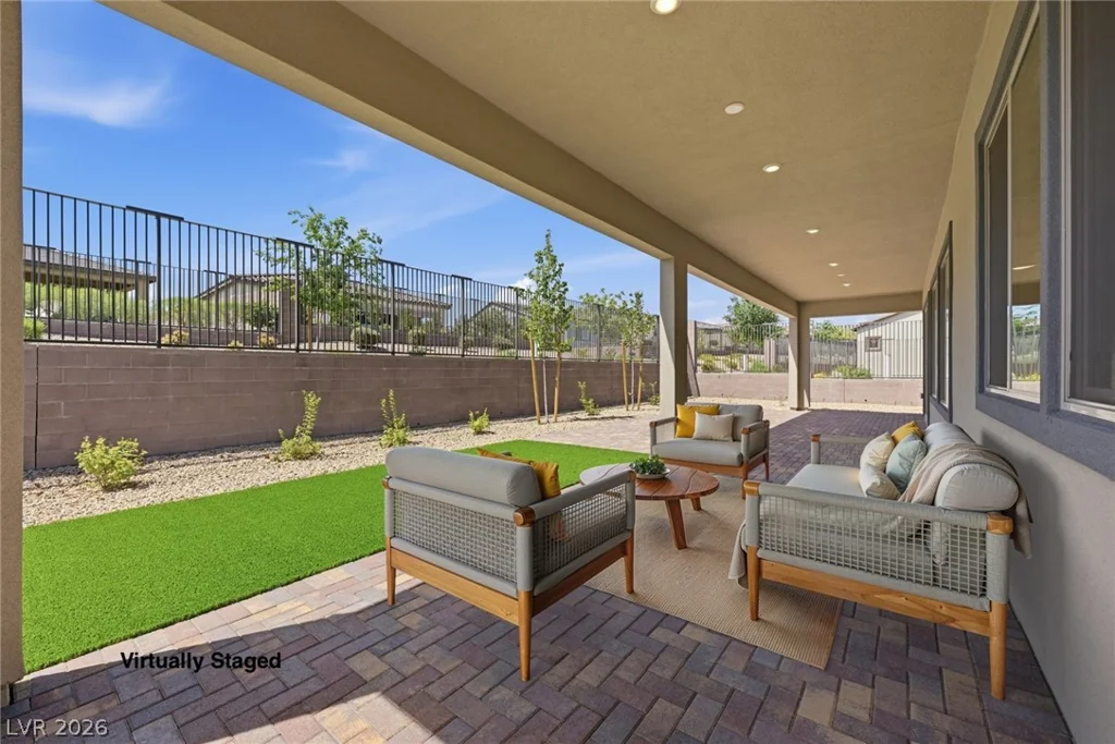 10103 Redwood Desert, Las Vegas, NV 89143