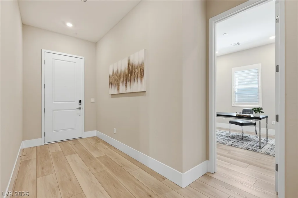 10103 Redwood Desert, Las Vegas, NV 89143
