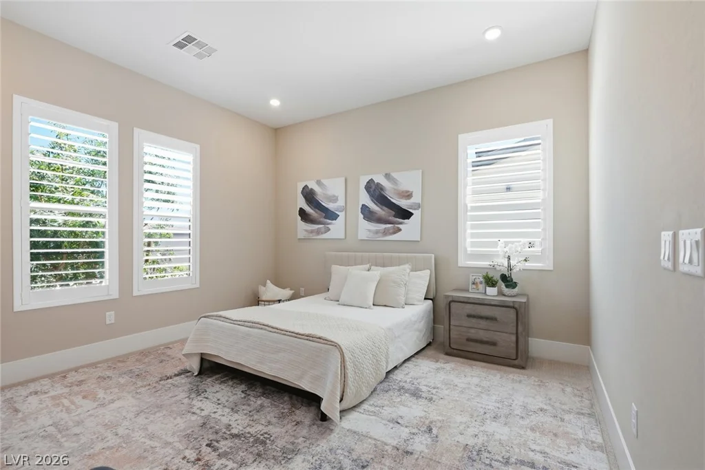10103 Redwood Desert, Las Vegas, NV 89143
