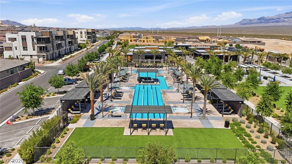 10103 Redwood Desert, Las Vegas, NV 89143