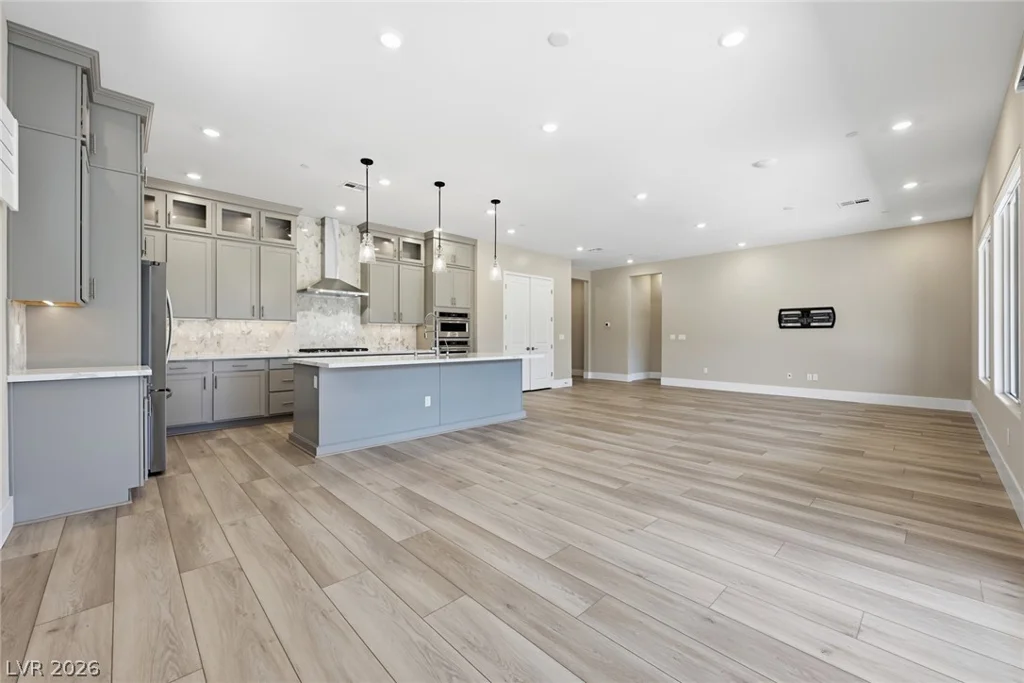 10103 Redwood Desert, Las Vegas, NV 89143