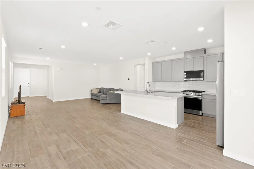 8321 Vanhoy Creek, Las Vegas, NV 89166