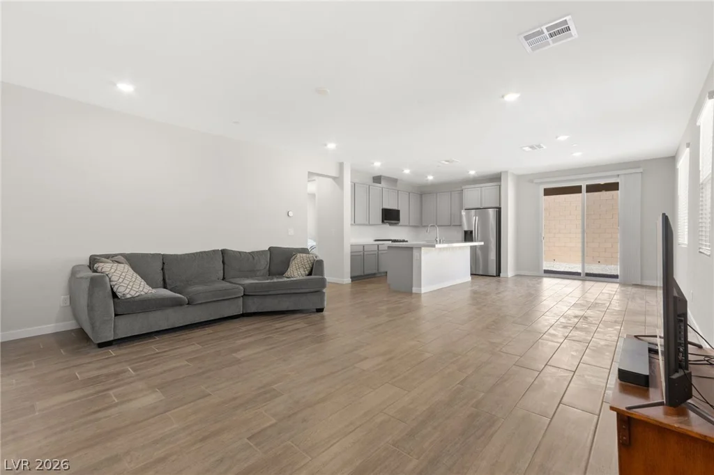 8321 Vanhoy Creek, Las Vegas, NV 89166