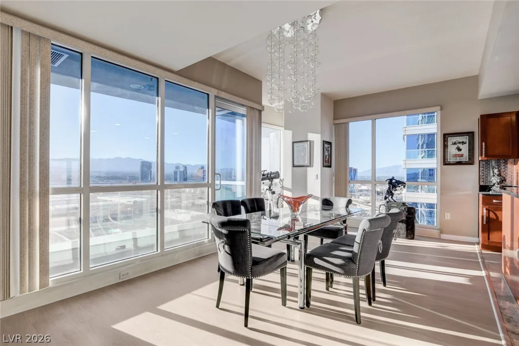 4575 Dean Martin, Las Vegas, NV 89103