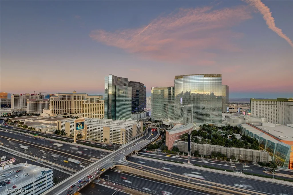 4575 Dean Martin, Las Vegas, NV 89103