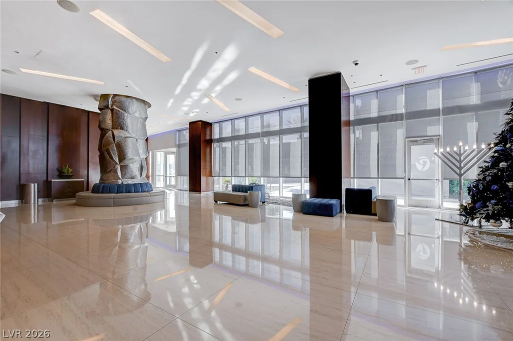 4575 Dean Martin, Las Vegas, NV 89103