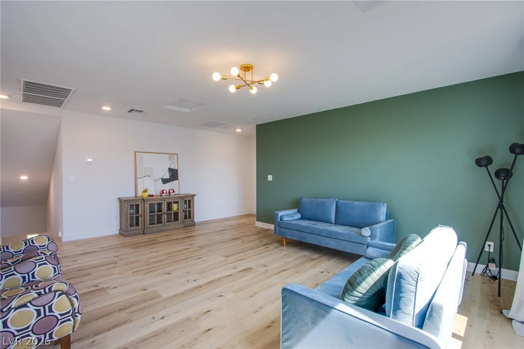10434 Rose Palisade, Las Vegas, NV 89141