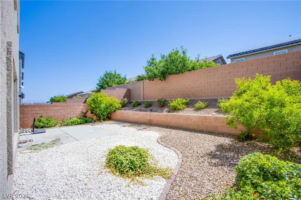 10434 Rose Palisade, Las Vegas, NV 89141