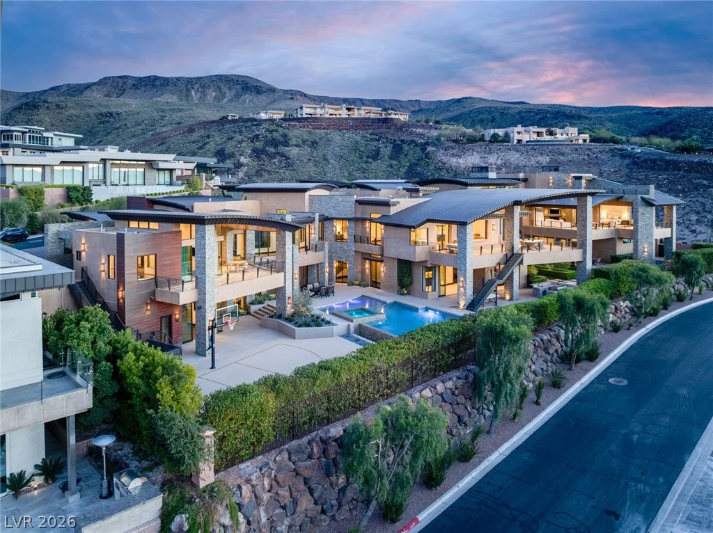 681 Tranquil Rim, Henderson, NV 89012