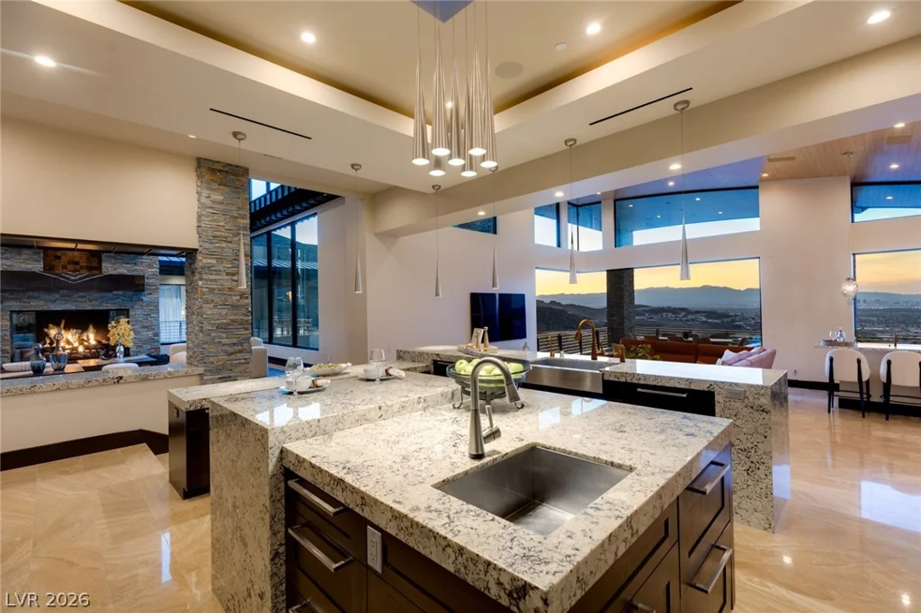 681 Tranquil Rim, Henderson, NV 89012