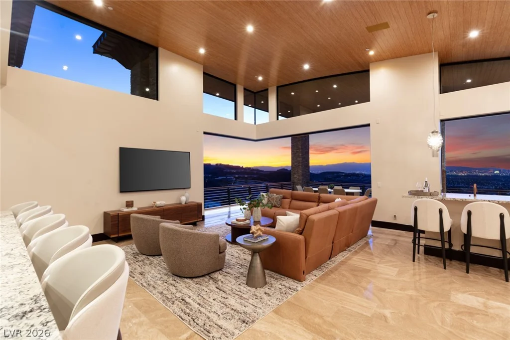 681 Tranquil Rim, Henderson, NV 89012