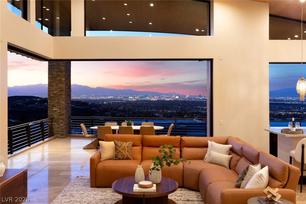 681 Tranquil Rim, Henderson, NV 89012
