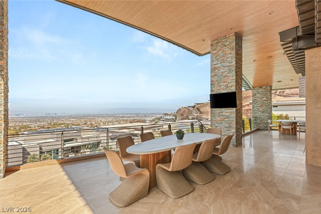 681 Tranquil Rim, Henderson, NV 89012