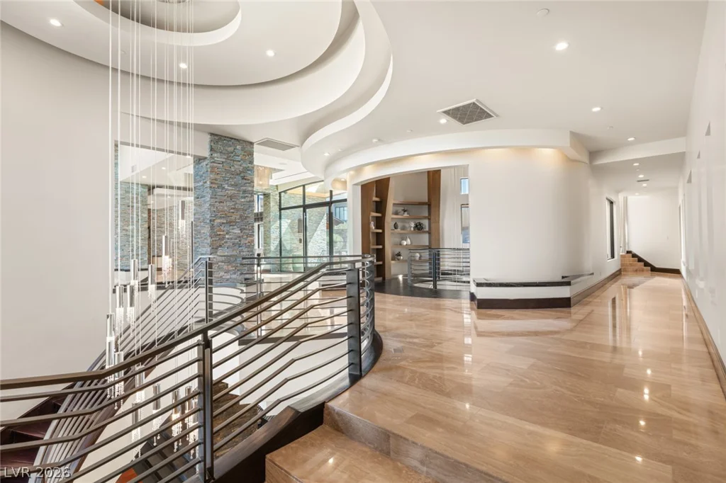 681 Tranquil Rim, Henderson, NV 89012