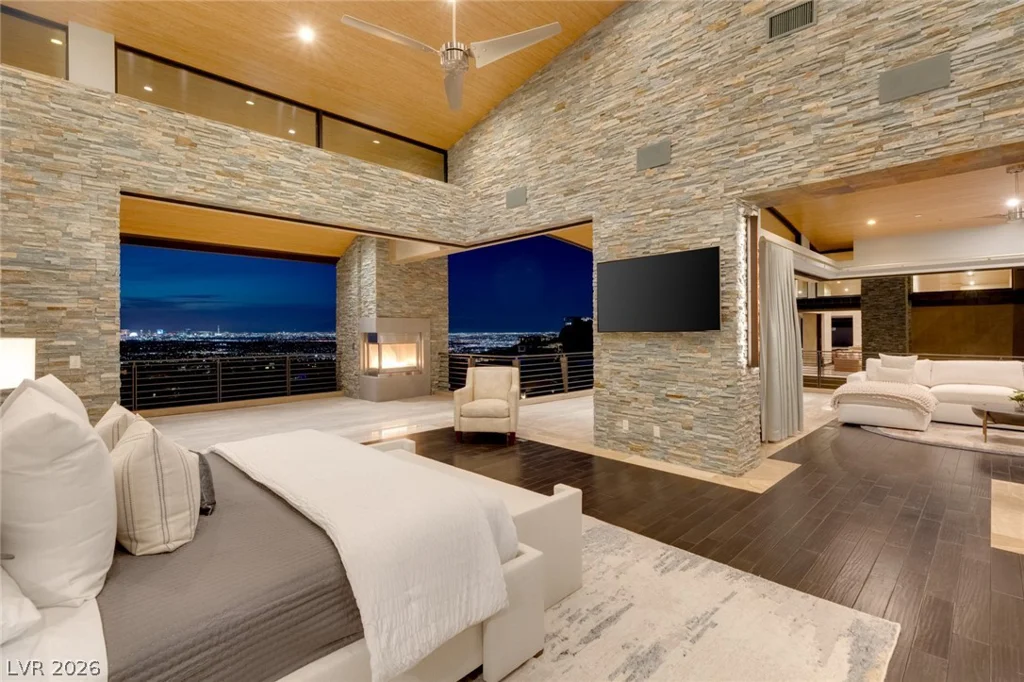 681 Tranquil Rim, Henderson, NV 89012