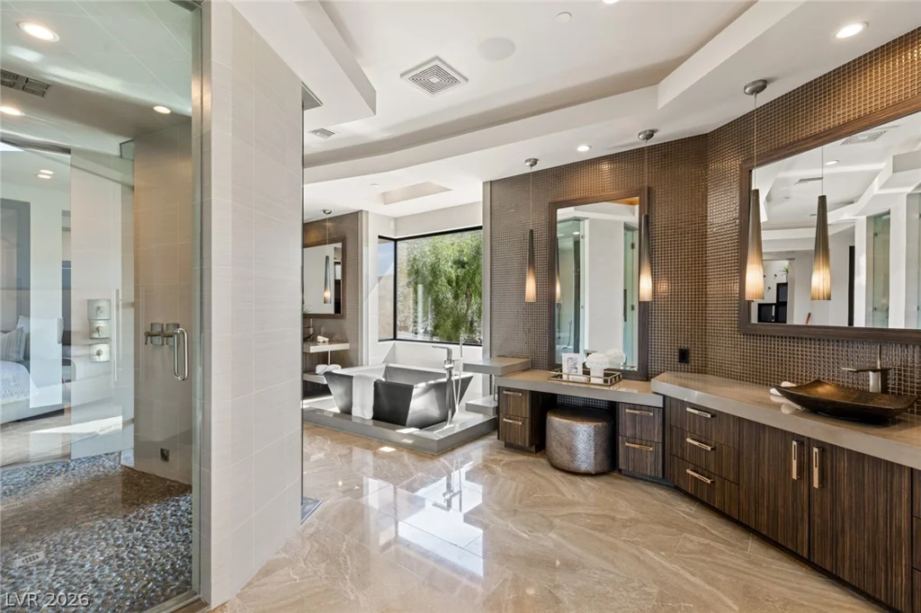 681 Tranquil Rim, Henderson, NV 89012