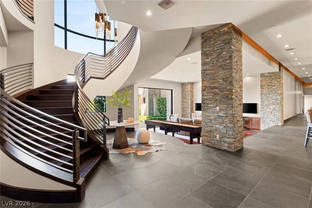 681 Tranquil Rim, Henderson, NV 89012