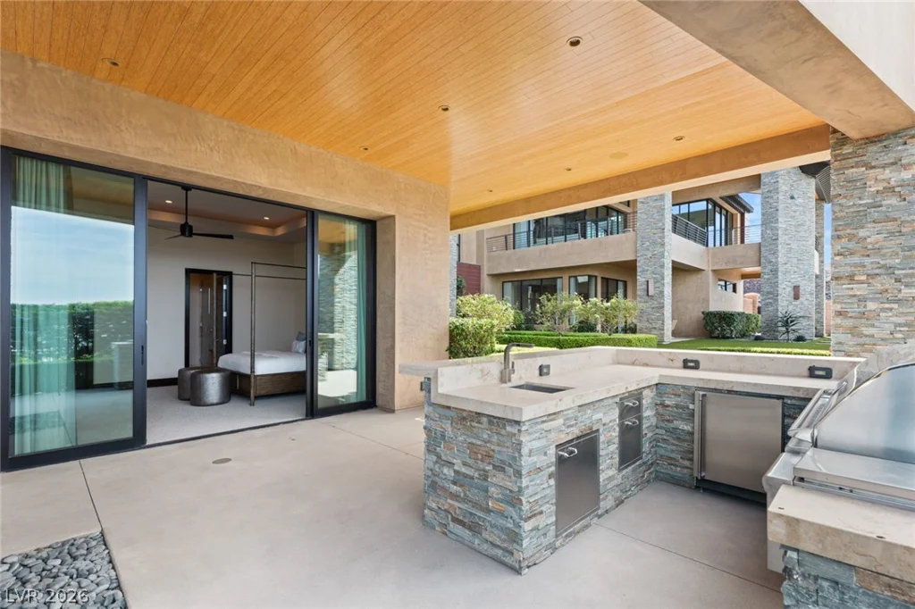 681 Tranquil Rim, Henderson, NV 89012
