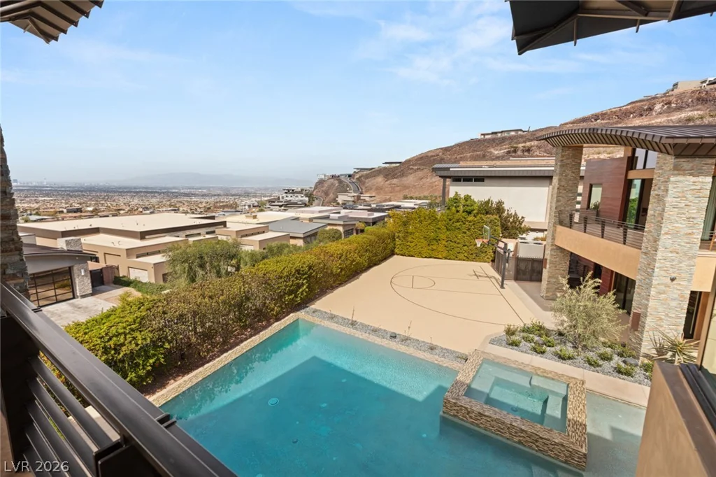 681 Tranquil Rim, Henderson, NV 89012