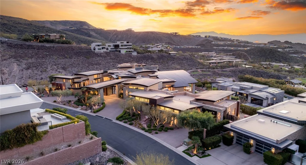 681 Tranquil Rim, Henderson, NV 89012