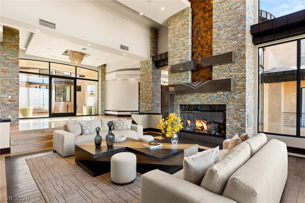 681 Tranquil Rim, Henderson, NV 89012
