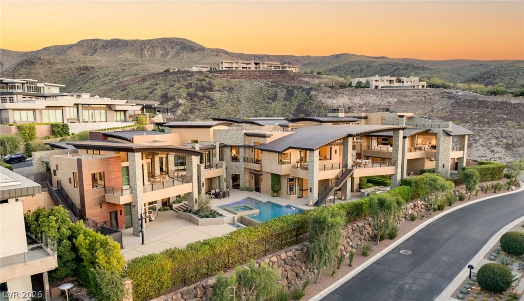 681 Tranquil Rim, Henderson, NV 89012