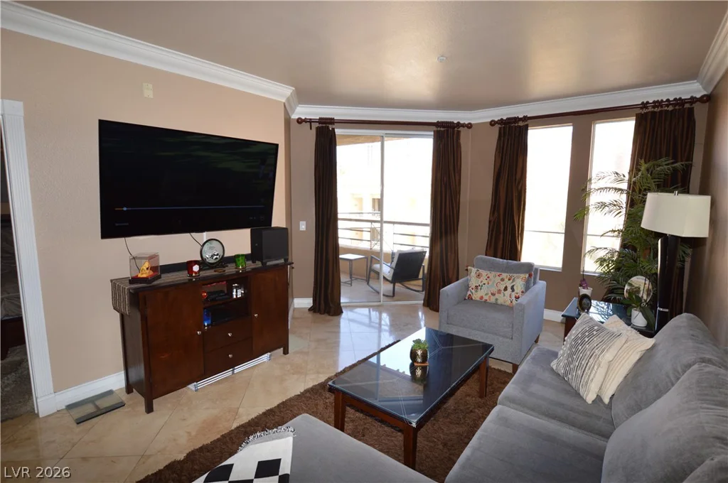 270 Flamingo, Las Vegas, NV 89169
