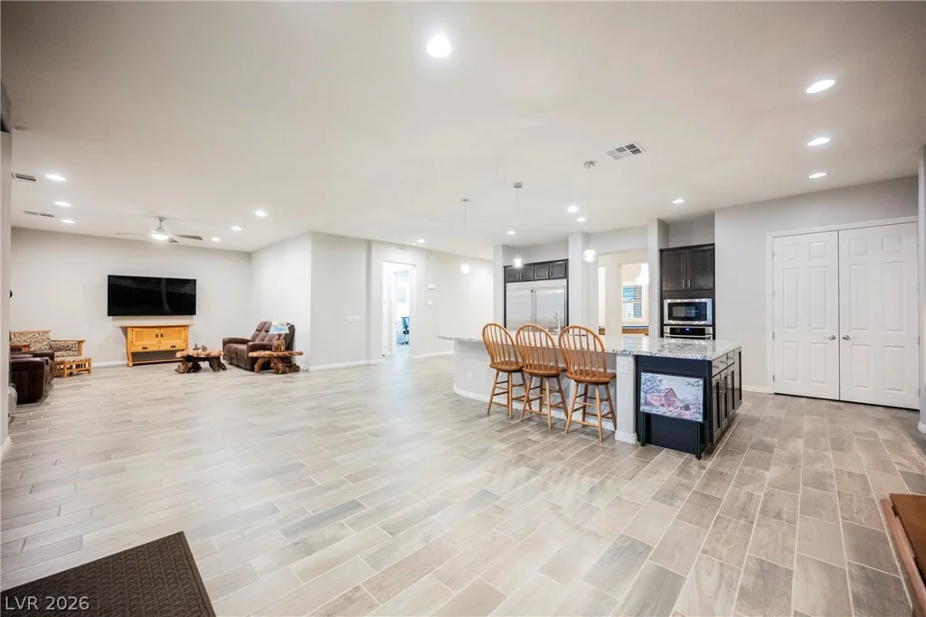 5841 Michelli Crest, Las Vegas, NV 89149