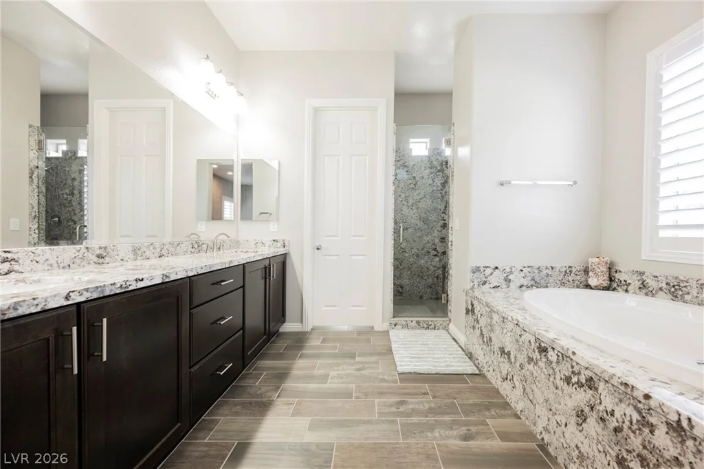 5841 Michelli Crest, Las Vegas, NV 89149