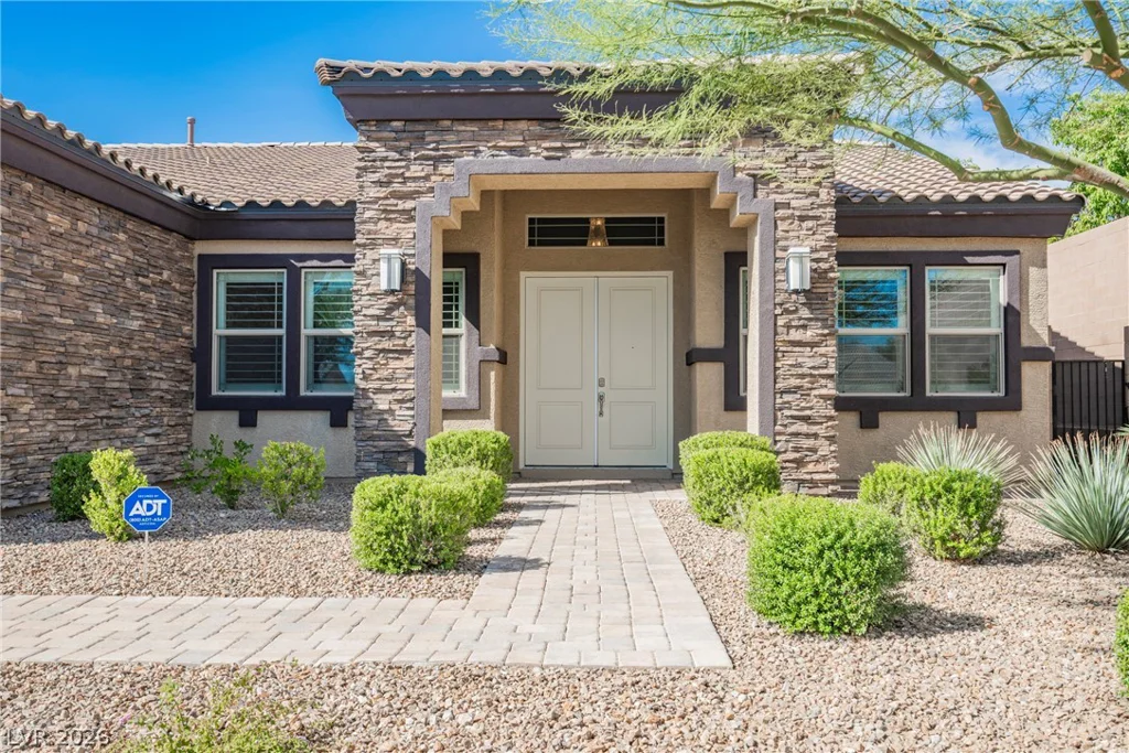 5841 Michelli Crest, Las Vegas, NV 89149