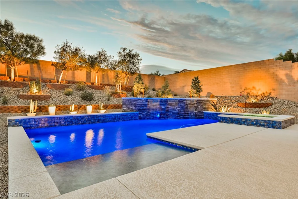 5841 Michelli Crest, Las Vegas, NV 89149