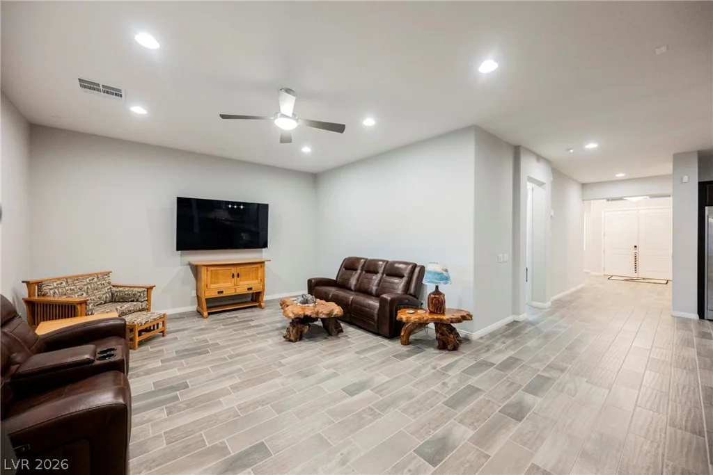 5841 Michelli Crest, Las Vegas, NV 89149