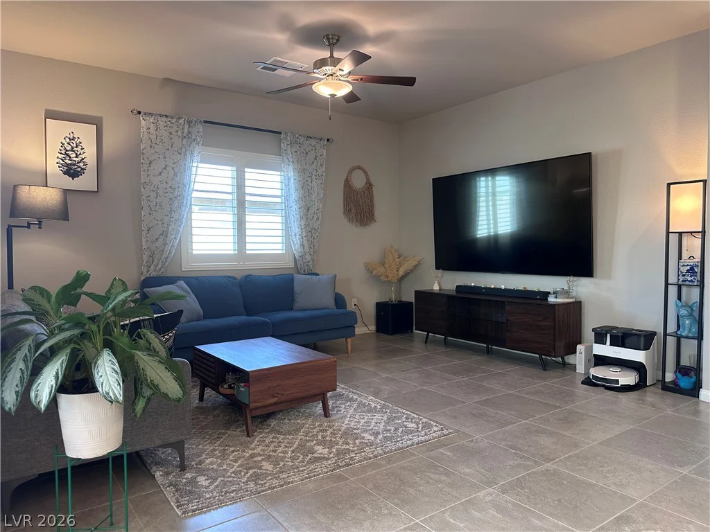 7622 Diablo, Las Vegas, NV 89113