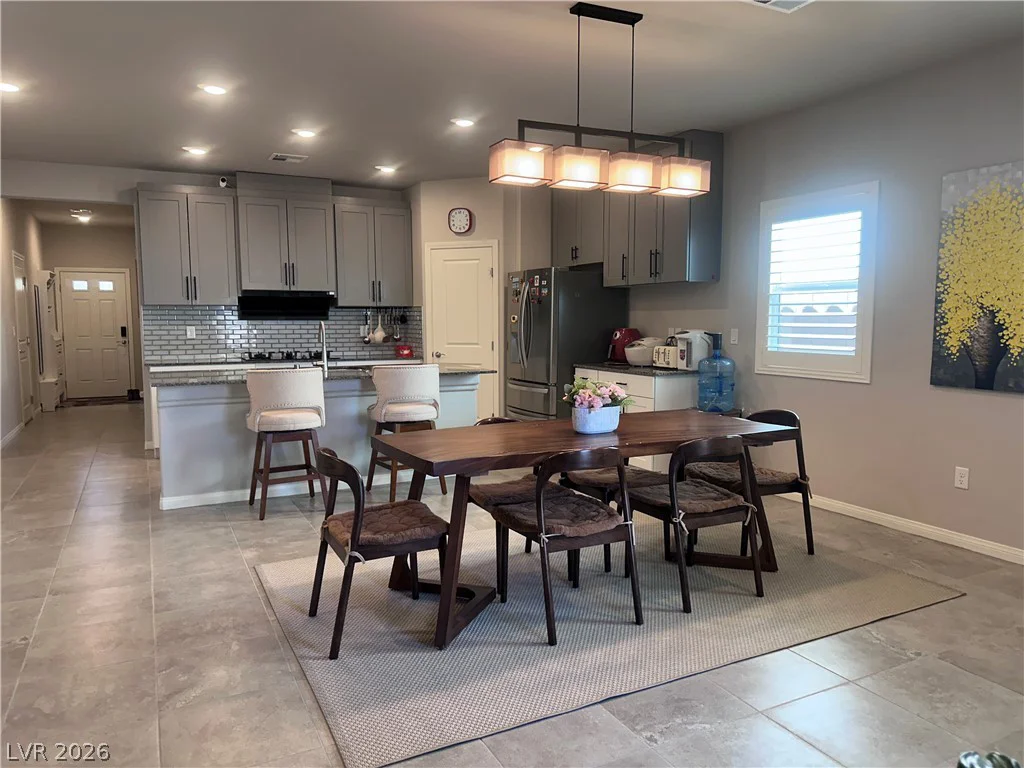 7622 Diablo, Las Vegas, NV 89113