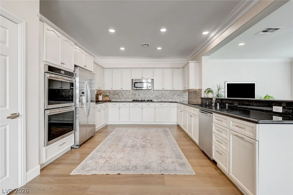 2940 Genova, Henderson, NV 89052