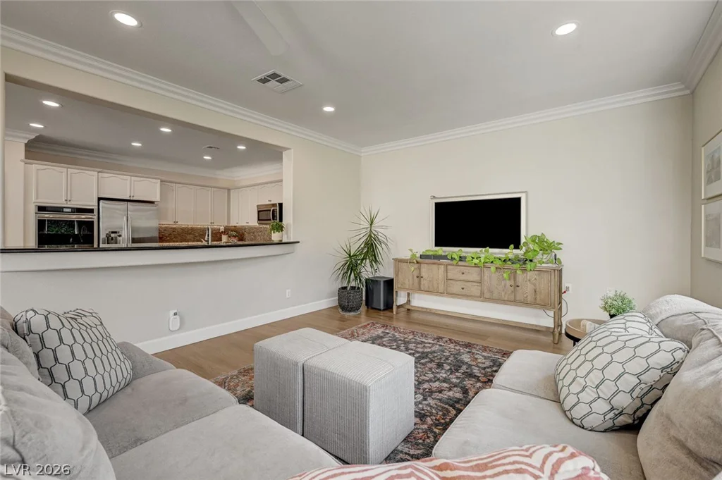 2940 Genova, Henderson, NV 89052
