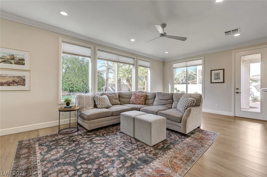 2940 Genova, Henderson, NV 89052