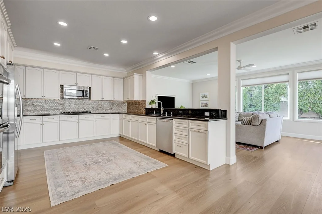 2940 Genova, Henderson, NV 89052