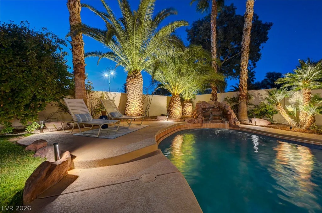 2940 Genova, Henderson, NV 89052