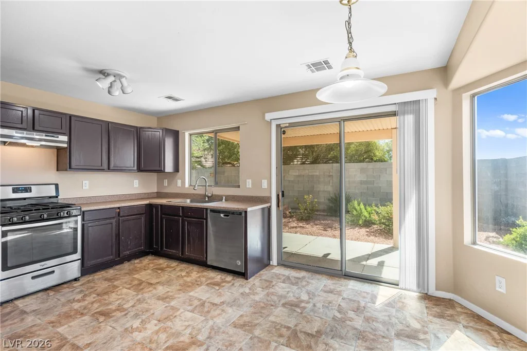 7882 Snow Angel, Las Vegas, NV 89139