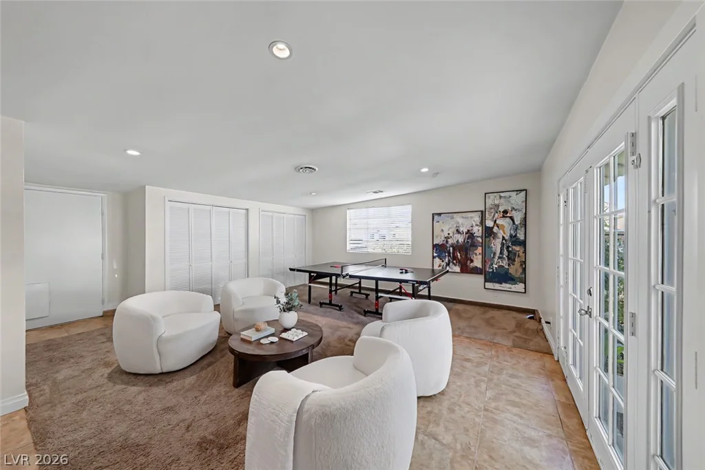 2801 Colanthe, Las Vegas, NV 89102