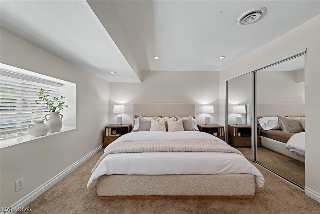2801 Colanthe, Las Vegas, NV 89102