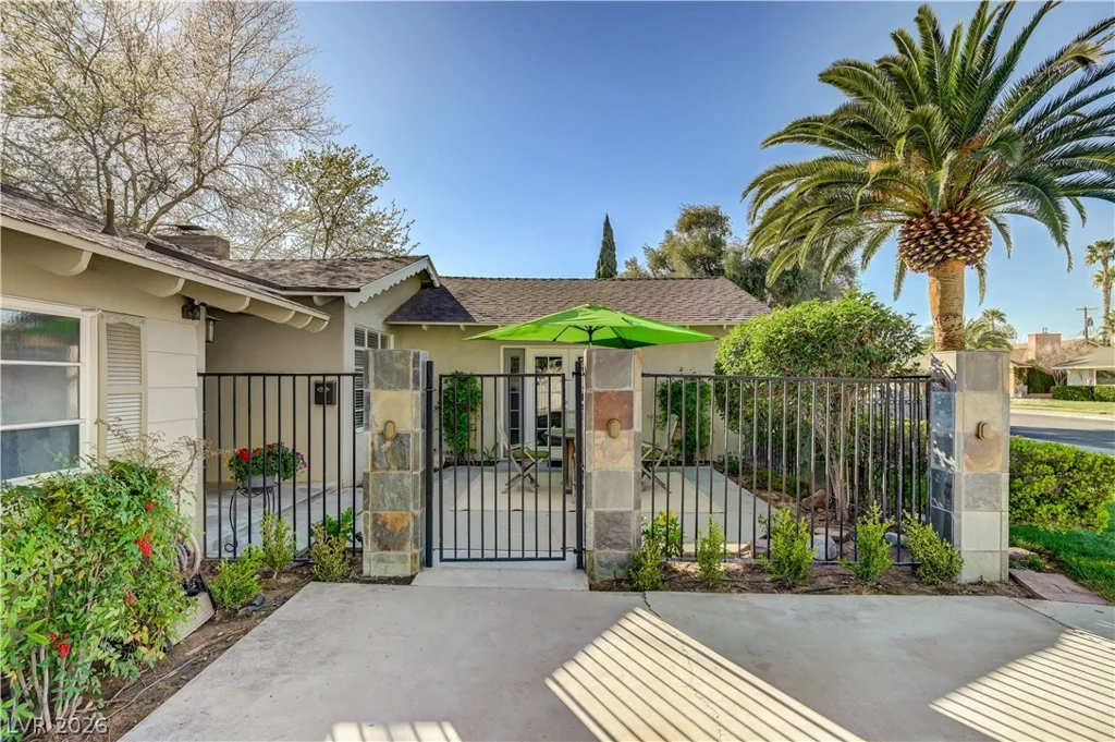 2801 Colanthe, Las Vegas, NV 89102