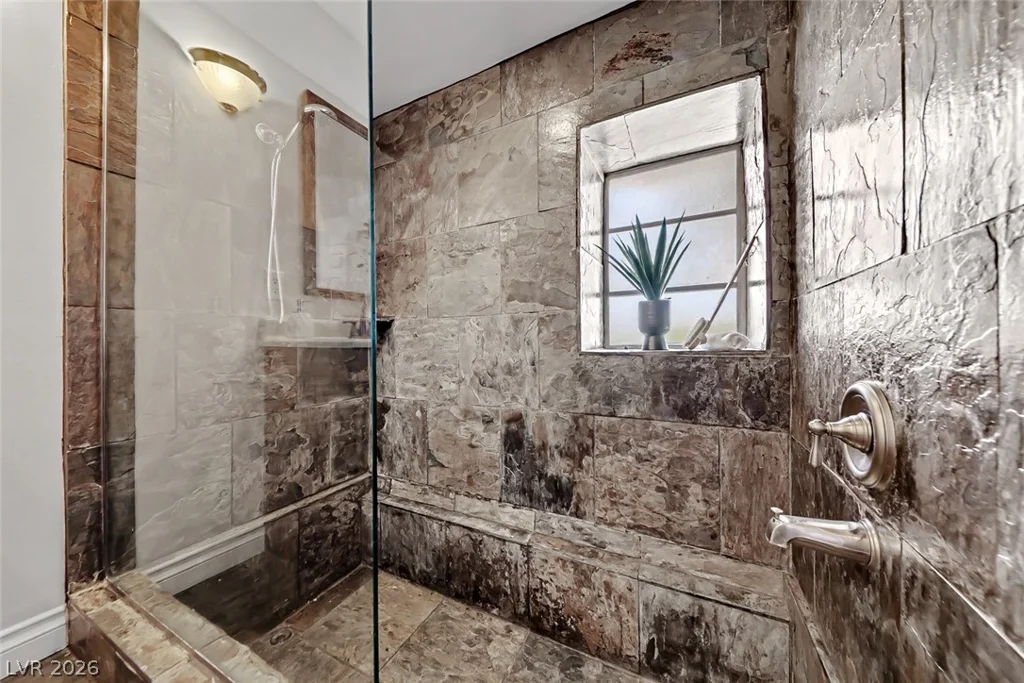 2801 Colanthe, Las Vegas, NV 89102