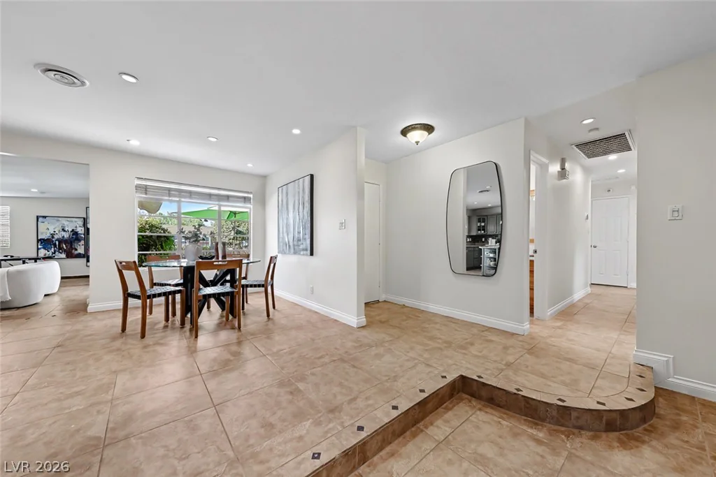 2801 Colanthe, Las Vegas, NV 89102