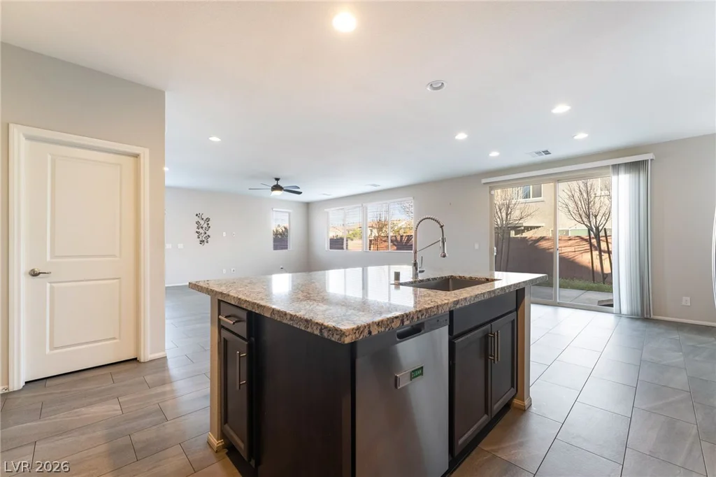 5946 Roaring Canyon, Las Vegas, NV 89139