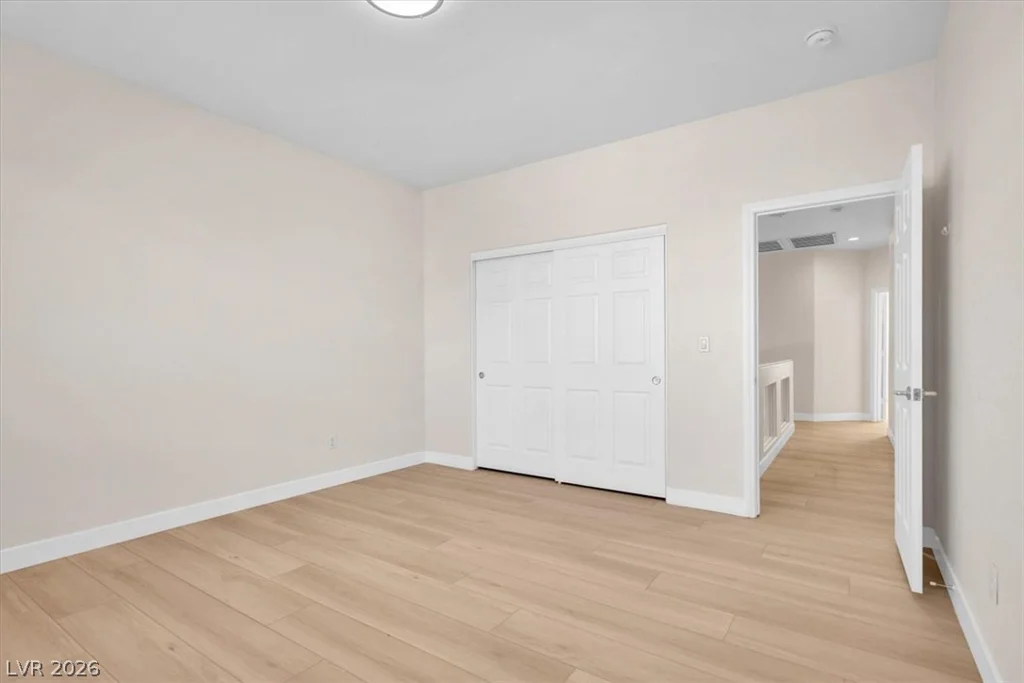 325 Autumn Palace, Las Vegas, NV 89144